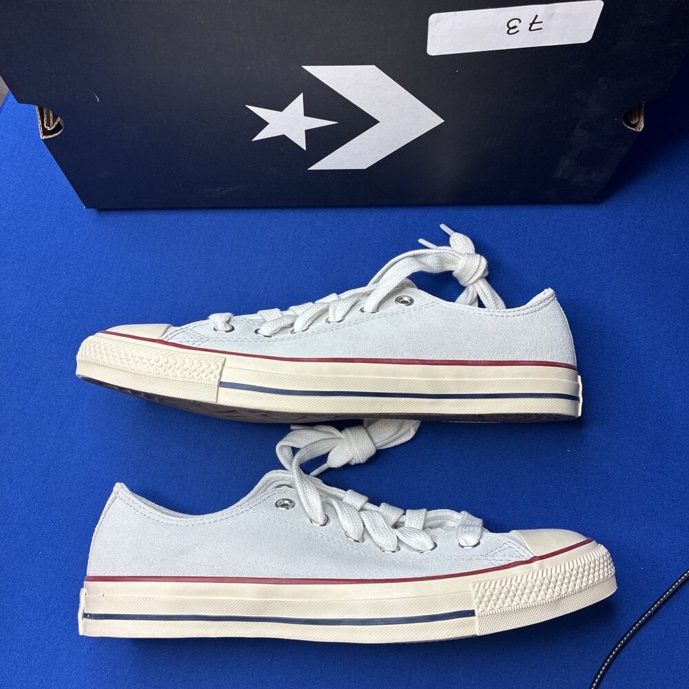 Converse Chuck Taylor All Star Ox Shoes A14237C Men's Size 8 woman’s size 10